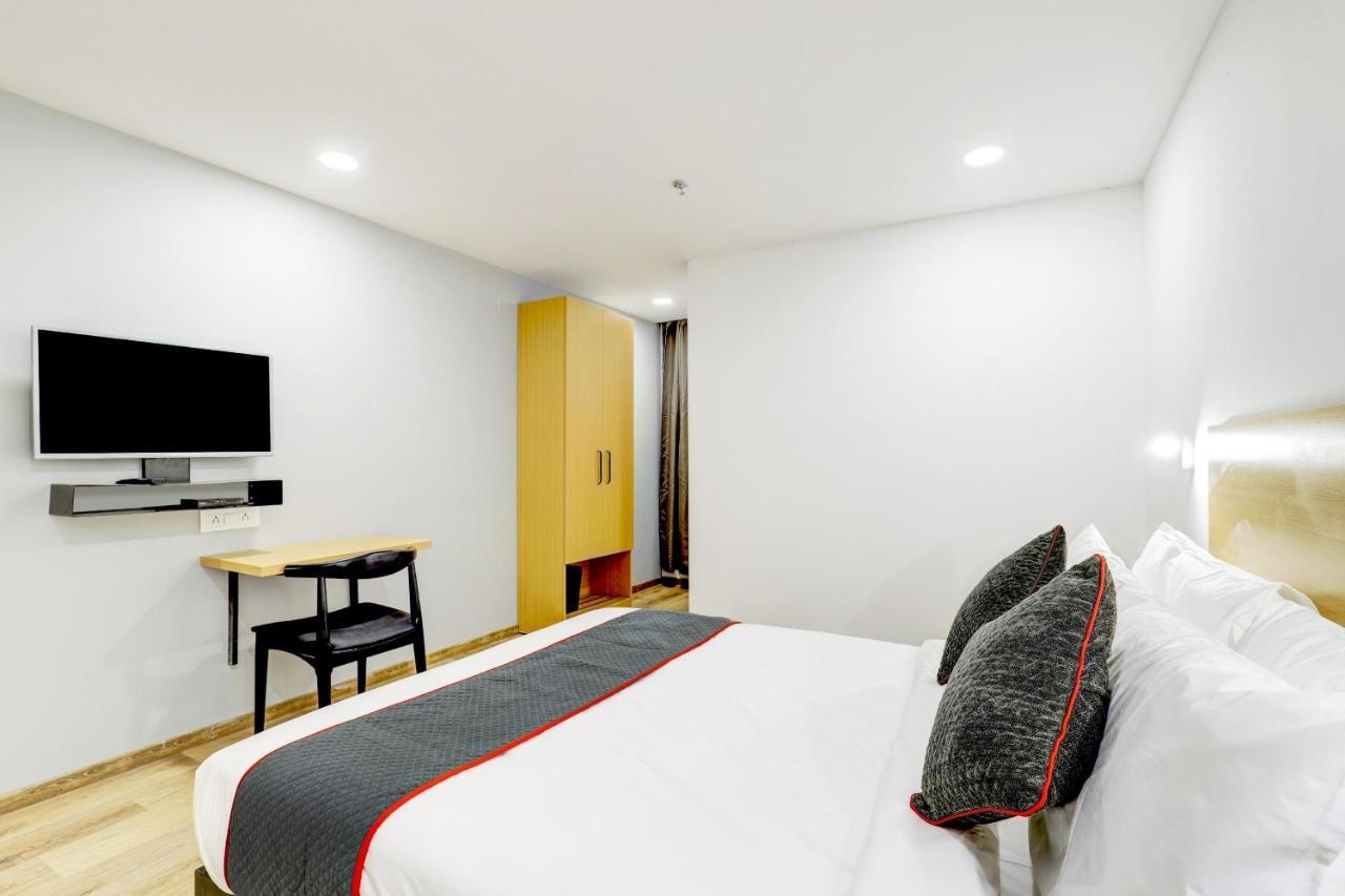 ホテル Super Townhouse Rajyash Rise Sarkhej エクステリア 写真